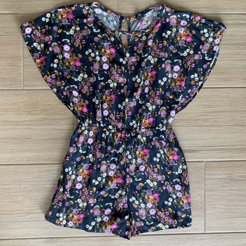 Target floral v-neck romper
